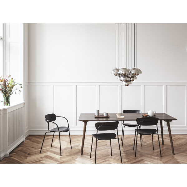 &Tradition Pavilion AV1 AV2 tuoli musta kuva