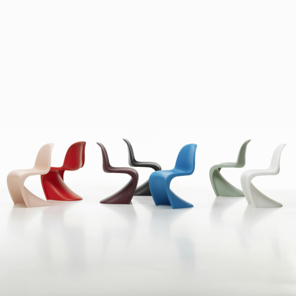 3145556 Panton Chair Group v fullbleed 1440x kuva