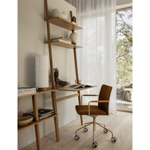 Swedese Libri skrivbord ek miljö image