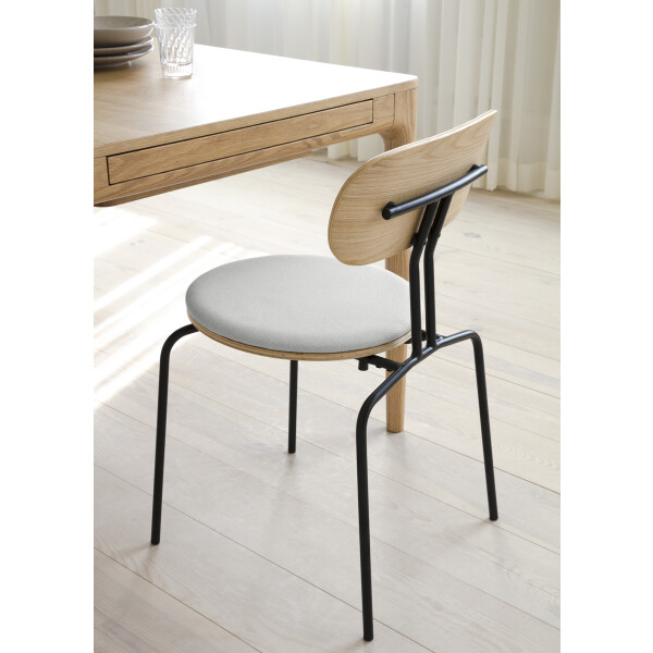 UMAGE Curious tuoli tammi musta sterling, Heart'n'Soul pöytä kuva