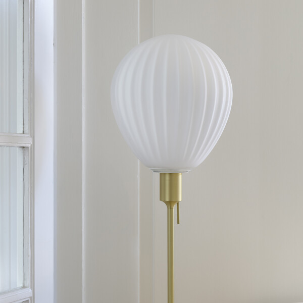 UMAGE Around The World lattiavalaisin image