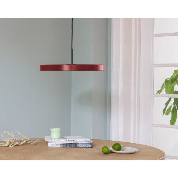 UMAGE Asteria medium ruby red with metal cover black image