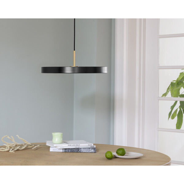 UMAGE Asteria riippuvalaisin, musta / messinki image