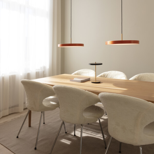 UMAGE Asteria medium nuance orange, Asteria move kuva