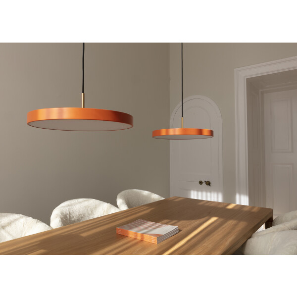 UMAGE Asteria riippuvalaisin, nuance orange / messinki kuva