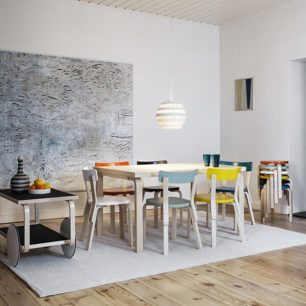 Artek Chair 69, Teatrolley 901, Aalto Table 82B, Pendant Light A331 Beehive kuva