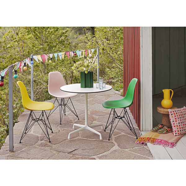Vitra Eames Contract Table Plastic Side Chair DSR image