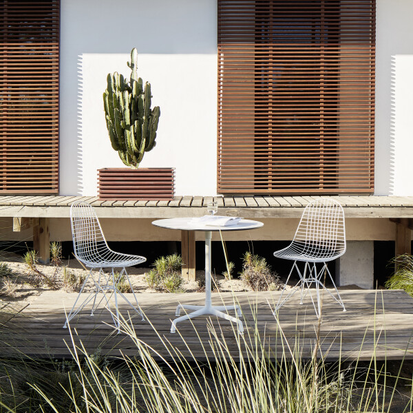 Vitra Wire Chair DKR Eames Contract Table kuva