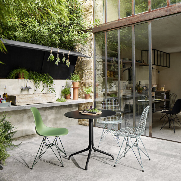 Vitra Eames Plastic Side Chair DSR Wire Chair DKR Belleville Table Bistro image