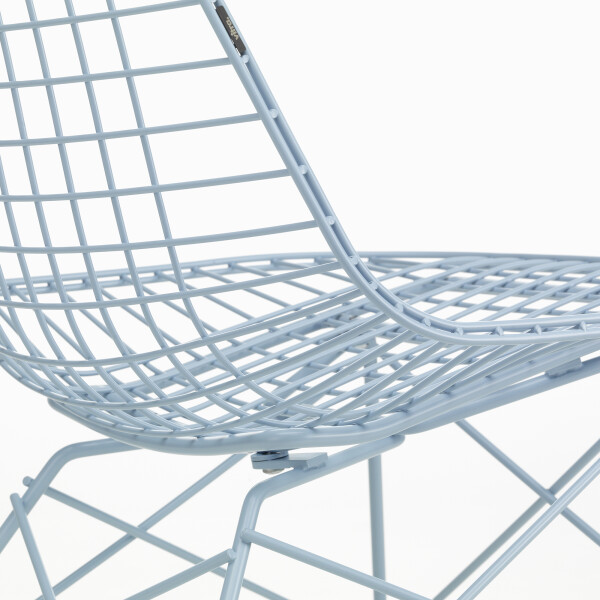 Vitra Wire Chair LKR Colours sky blue detail image