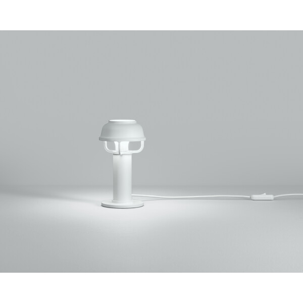 Artek pöytävalaisin Kori Table Light on image