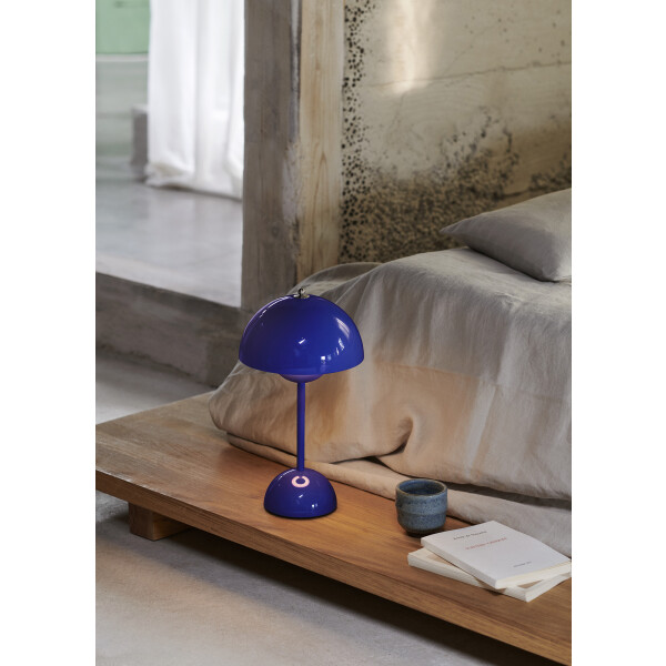 Flowerpot VP9 Cobalt Blue image