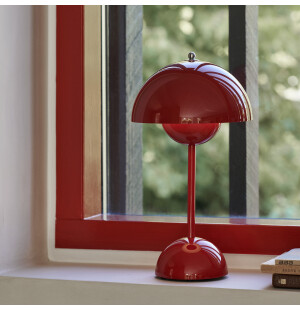 &Tradition FLOWERPOT VP9 PORTABLE pöytävalaisin, vermilion red kuva