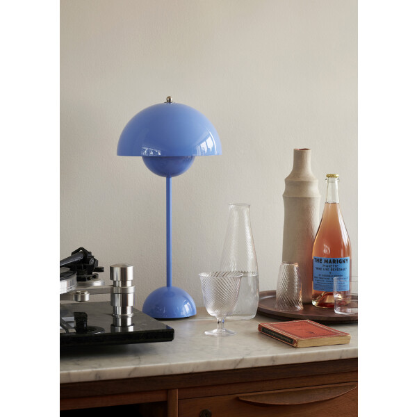 &Tradition Flowerpot VP3 Swim Blue pöytävalaisin image