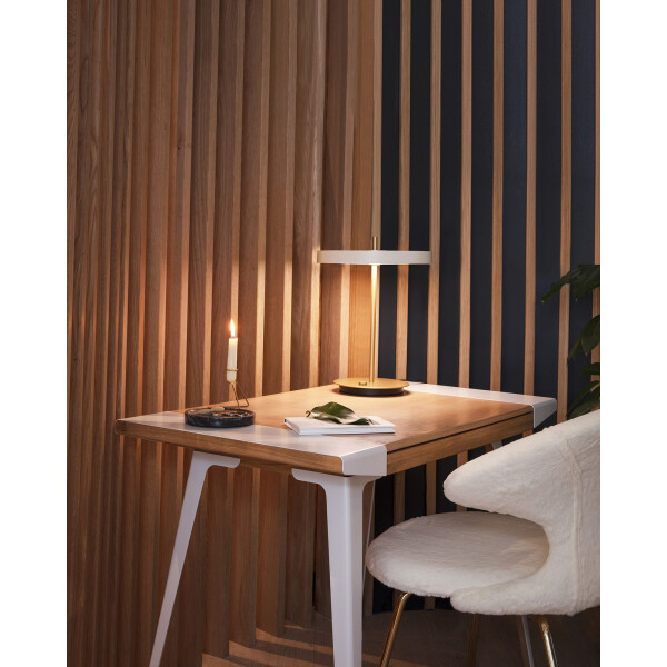 UMAGE Asteria table pearl white, Ambitions oak, Time Flies teddy white kuva