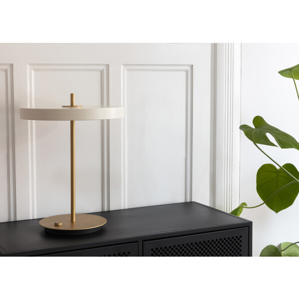 UMAGE Asteria Table pöytävalaisin pearl white kuva