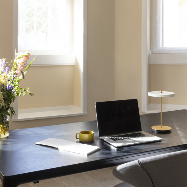 UMAGE Asteria Move pearl white kuva