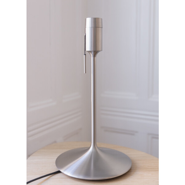 UMAGE Santé table brushed steel kuva