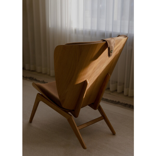 UMAGE Neck Rest Pillow Horizons sugar brown The Reader image