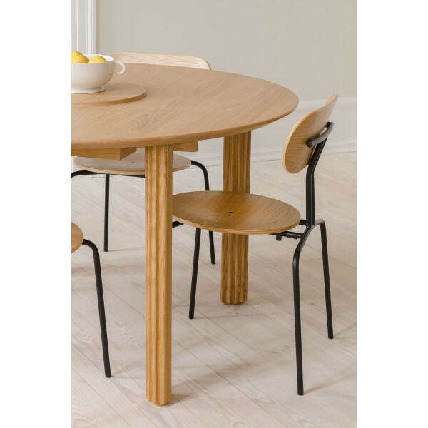 UMAGE Comfort Circle extension oak detail Curious chair kuva