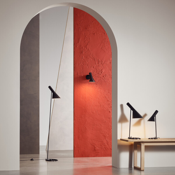 louis poulsen AJ Black Family Arne Jacobsen image