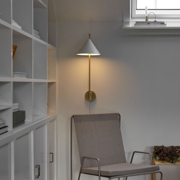 louis poulsen Yuh seinävalaisin messinki valkoinen image