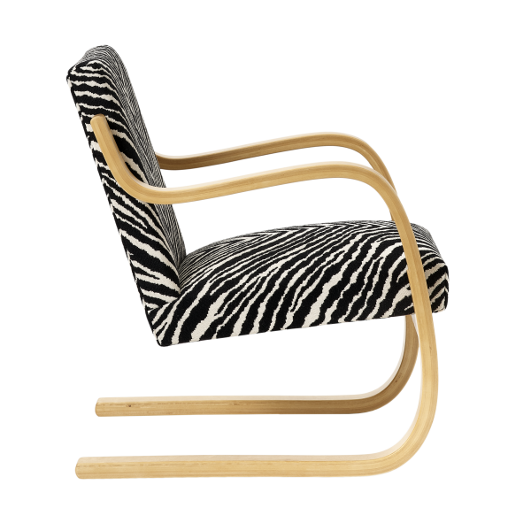 8126831 Artek 402 birch honey Zebra cut out master image