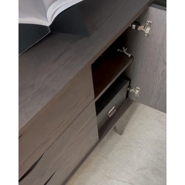 117941 b mb Filippa sideboard brown 02 image