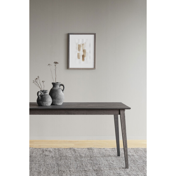 230419132718 15319 filippamatbord 113727brentstol 11898207 kuva