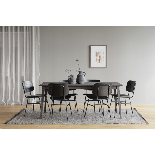 230419132724 15321 filippamatbord 113727brentstol 11898203 kuva