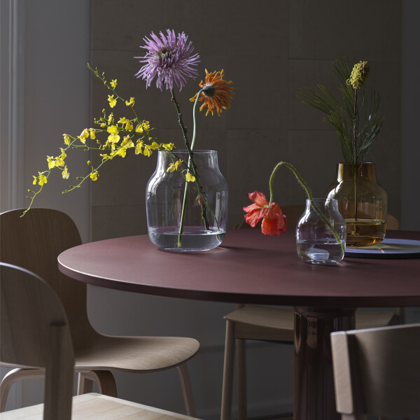 muuto midst table 120 dark red kuva