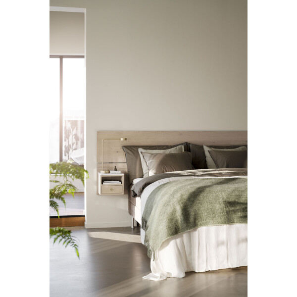 20827 whitmore 12076707 image