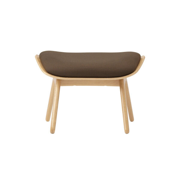 UMAGE packshot 5583NC705 10 The Reader ottoman oak mocca kuva