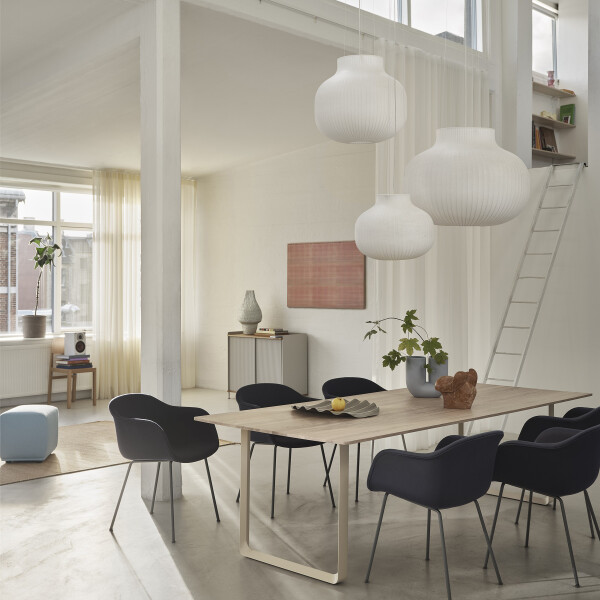 Muuto Strand pendant lamp lifestyle closed 45 image