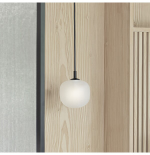 Muuto RIME riippuvalaisin Ø12, musta kuva