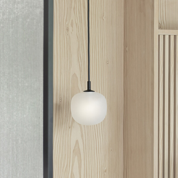 muuto rime 12 lamp black kuva