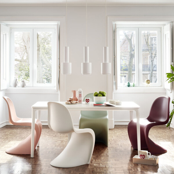 4249496 Panton Chair Plate Dining Table Resting Bird Toolbox Tripod Clock Herringbone Vessels Plate Table Coffee Mug v fullbleed 1440x kuva
