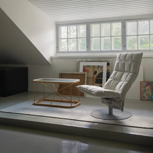 46007 Narrow Swivel k chair upholstery and base palte Concrete interior image