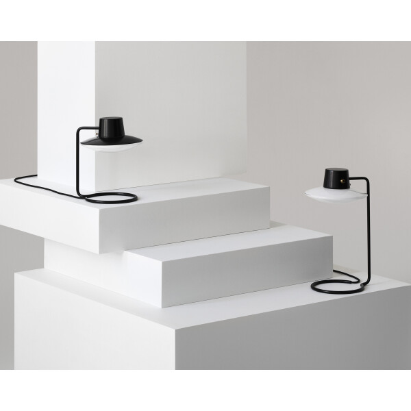 louis poulsen AJ Oxford Small with top Tall no top Off image