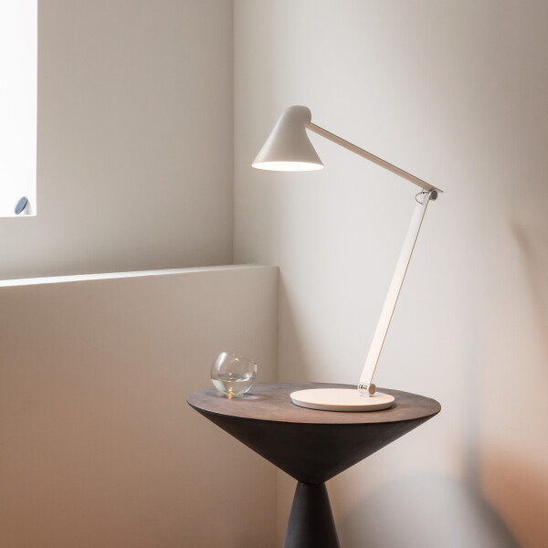 Louis Poulsen NJP Table white kuva
