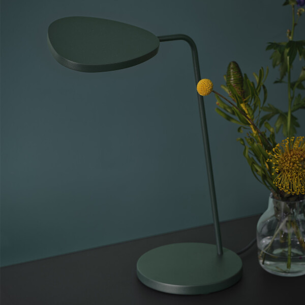 Muuto leaf table lamp green kuva