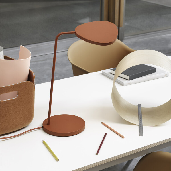 muuto leaf lamp table copper image