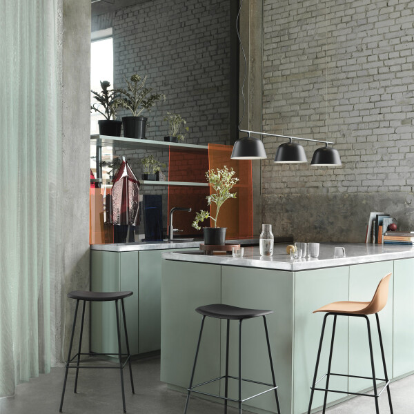 Muuto black ambit rail kuva