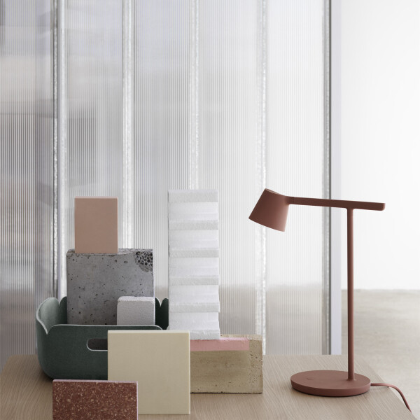 muuto Tip lamp copperbrown image