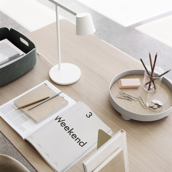 muuto white tip table lamp image