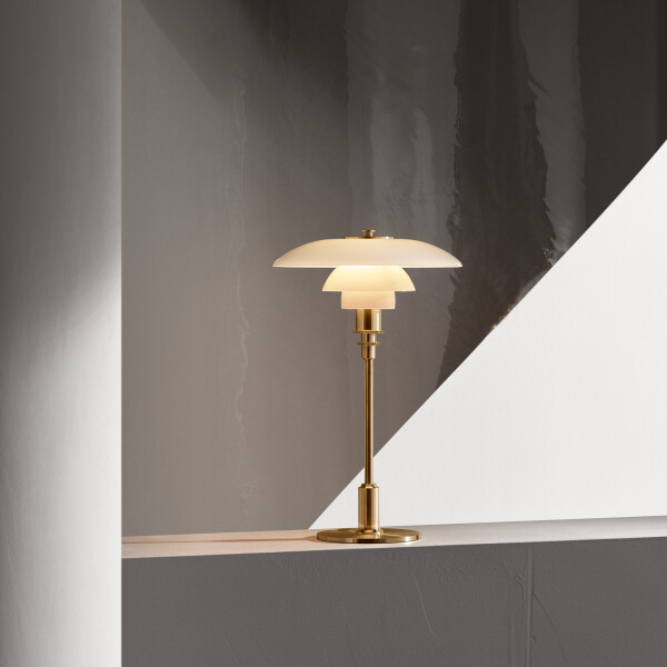 louis poulsen PH 2/1 Table brass image
