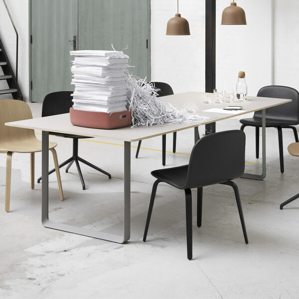 muuto 7070 white grey kuva