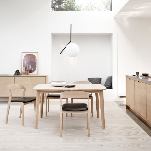 Skovby 118 oak lifestyle image