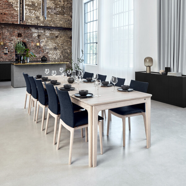 Skovby 27 oak white lifestyle kuva