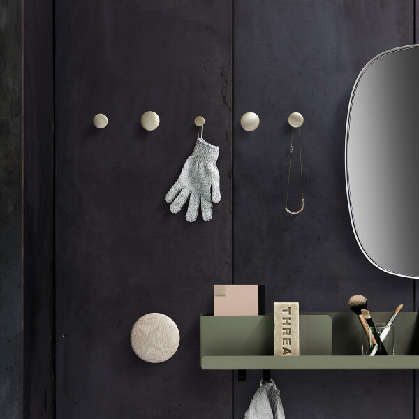 Muuto Framed mirror half image